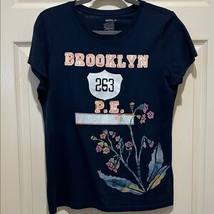 Old Navy Navy Brooklyn Embroidered Tee with Appliqué Lettering Florals Cotton M
